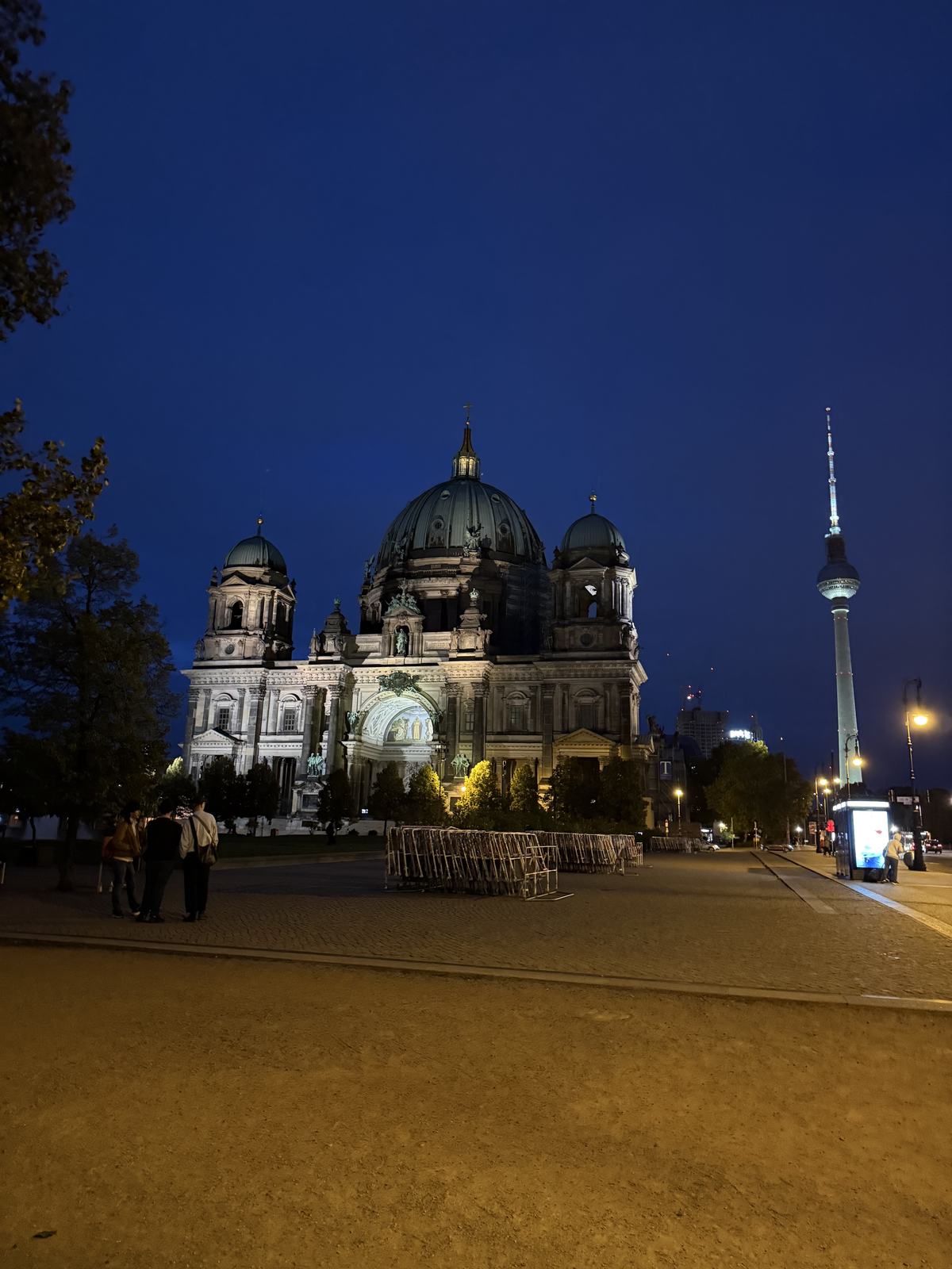 The Berliner Dom and the TV tower at night