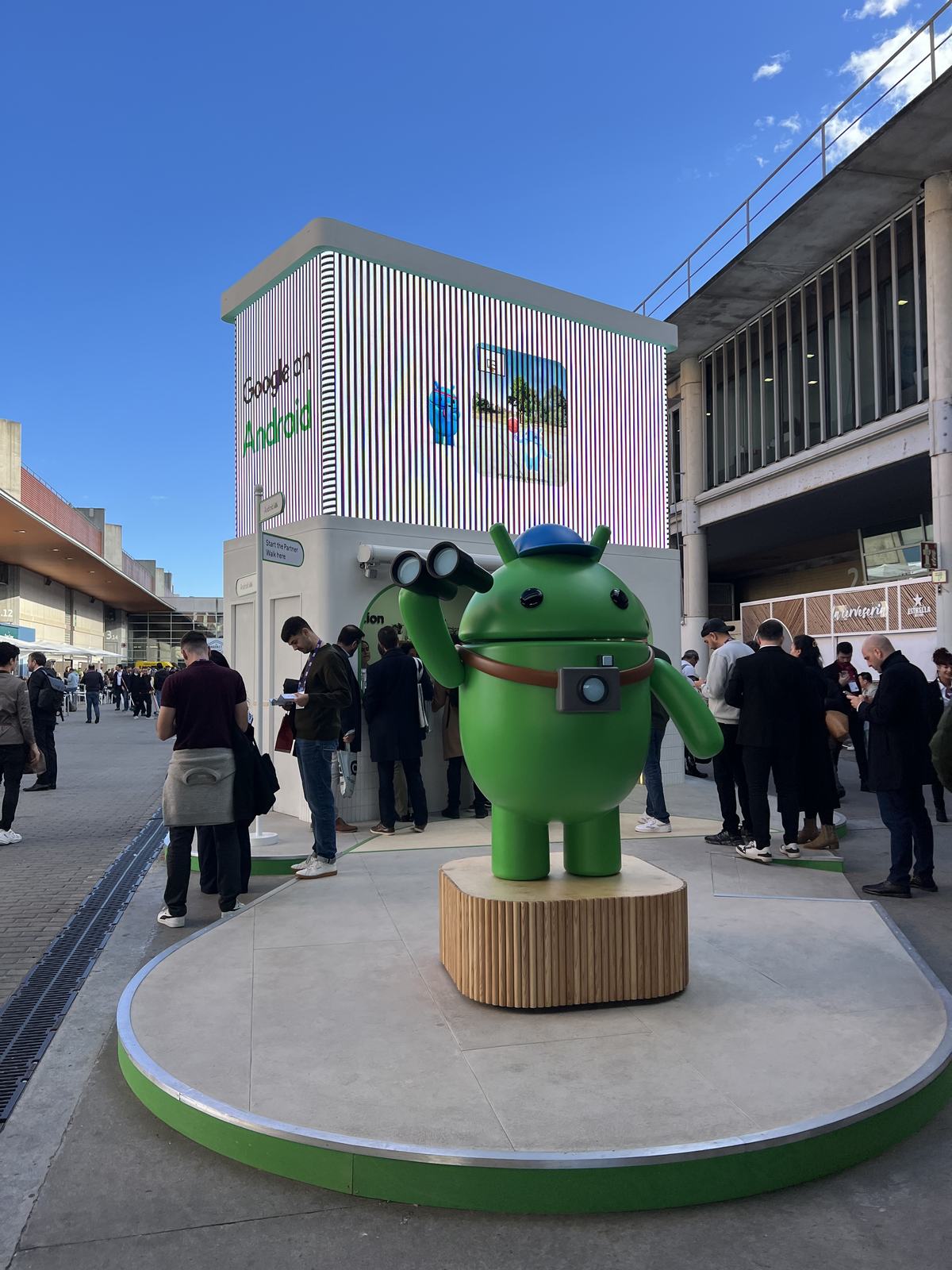 The green Android robot statue