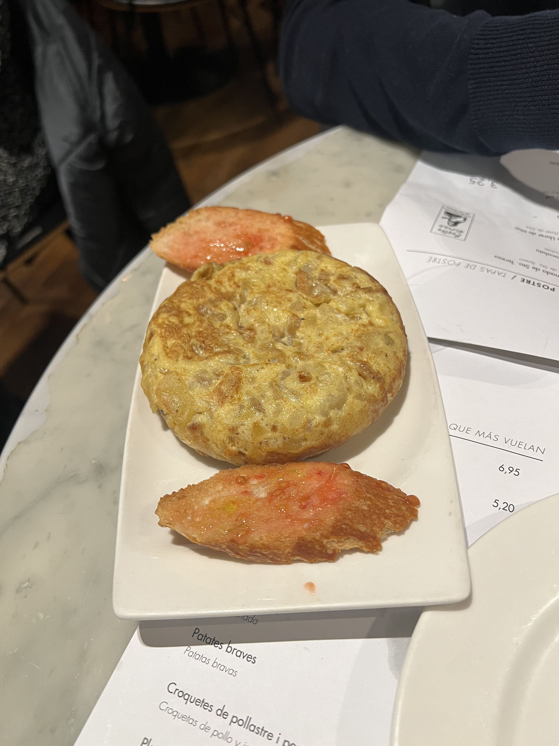Tortilla with pan amb tomàquet